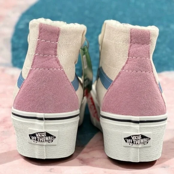 VANS Sk8-Hi Tapered Pig Suede/Sherpa Heiq PFC-FREE WATER REPELLENT Women Size 5 - Picture 4 of 10